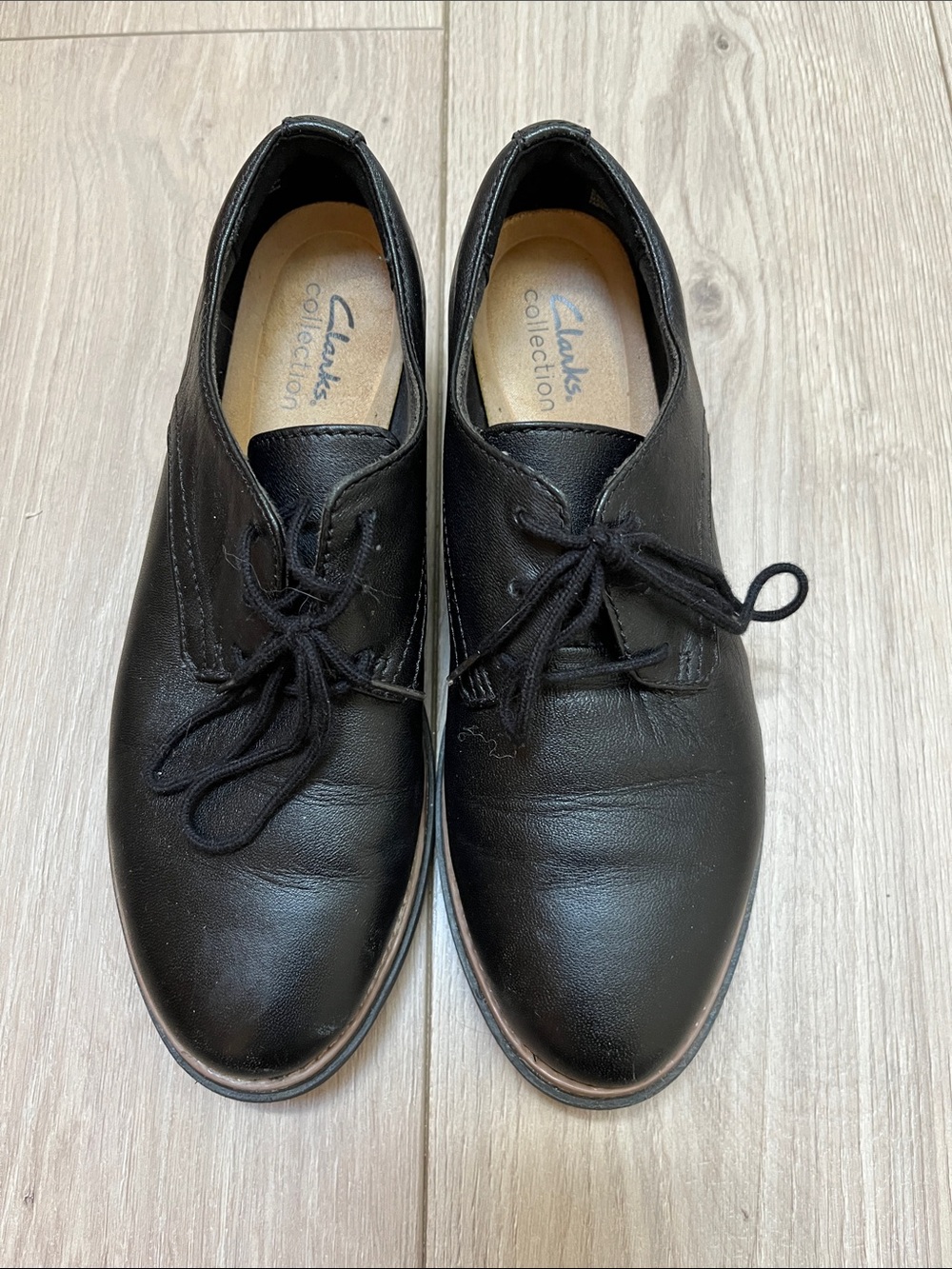 Clarks collection Black vegan Leather Lace-Up Derby Shoes comfort